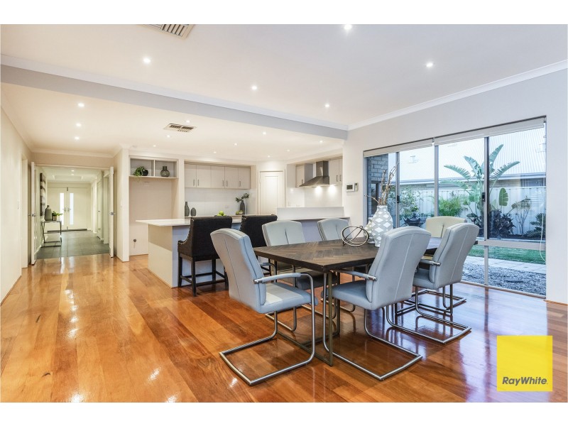 9 Tipperary Bend, Canning Vale WA 6155