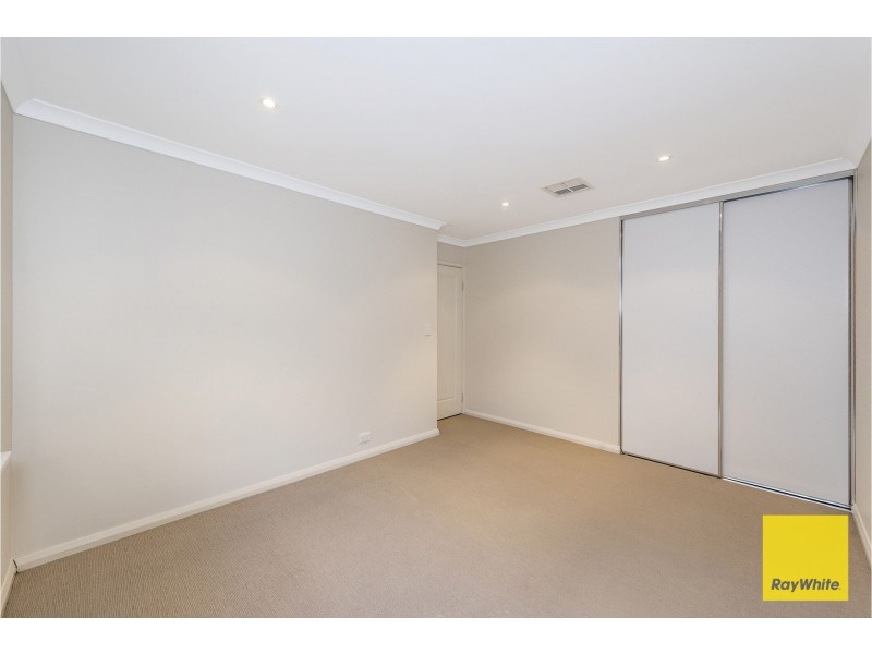 9 Tipperary Bend, Canning Vale WA 6155