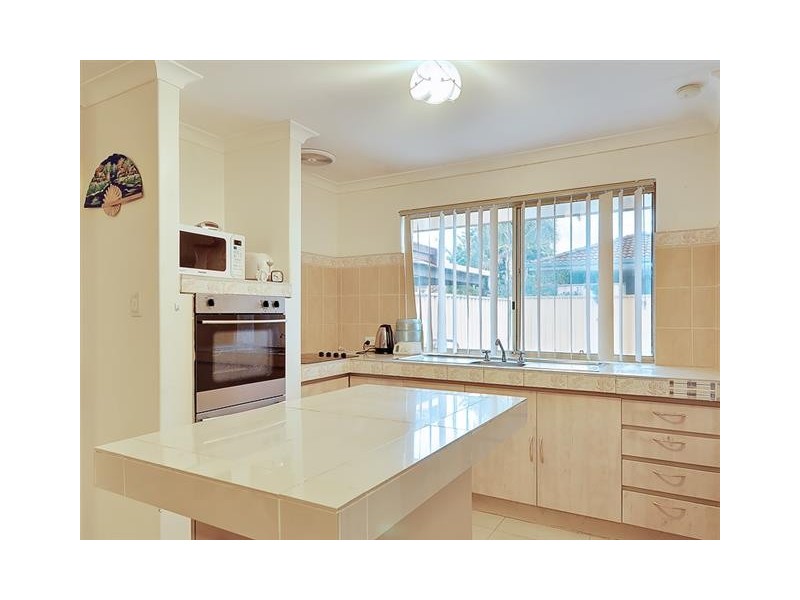 9 Rosella Place, Gosnells WA 6110