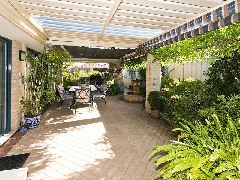 6 Sanctuary Avenue, Canning Vale WA 6155