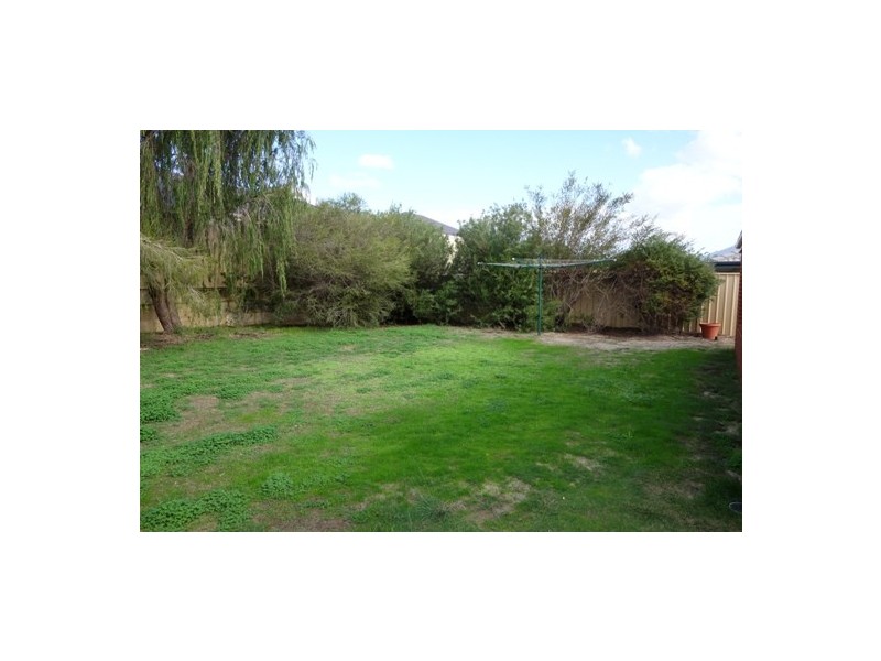 11 Miniata Way, Canning Vale WA 6155