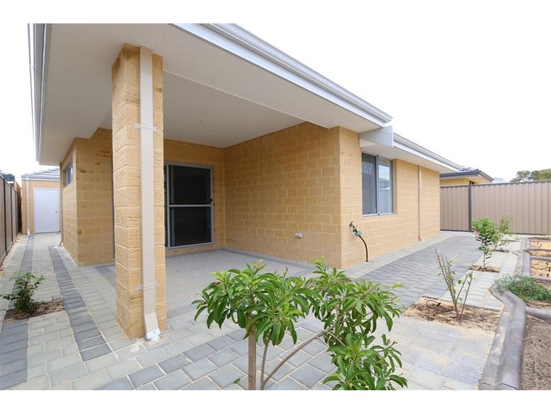 7 Hopkins Court, Southern River WA 6110