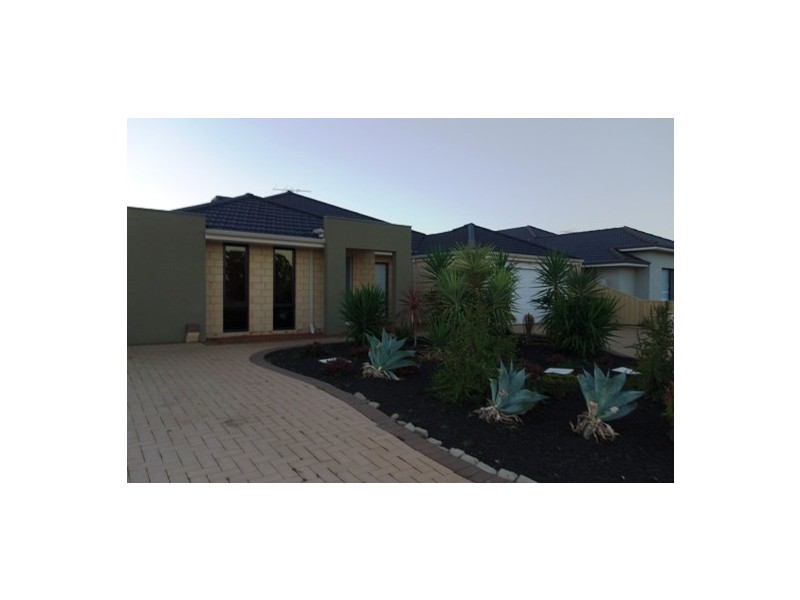 16 Philadelphia Parade, Canning Vale WA 6155
