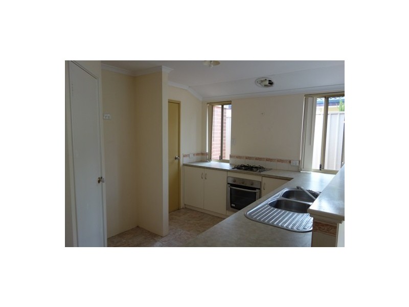 11 Miniata Way, Canning Vale WA 6155