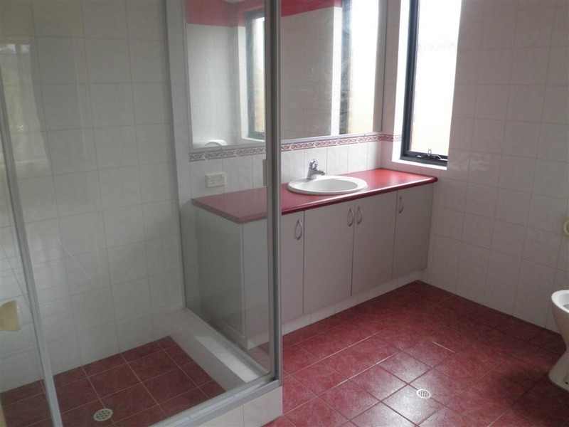 298 Fraser Road, Canning Vale WA 6155