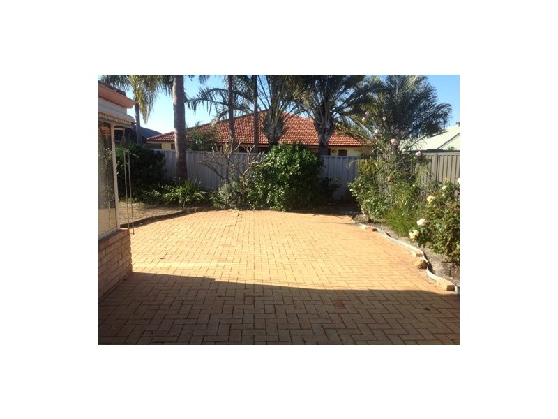 17 Beilson Court, Canning Vale WA 6155