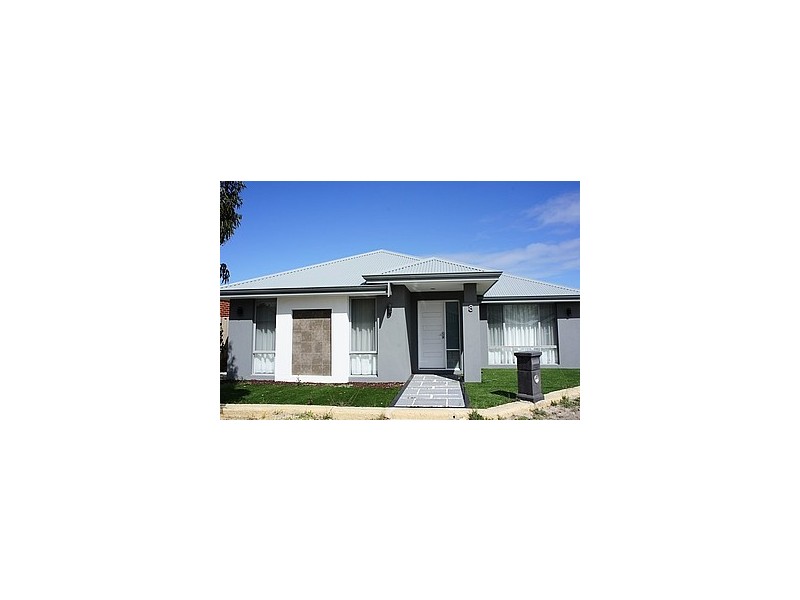 8 Parnell Way, Canning Vale WA 6155