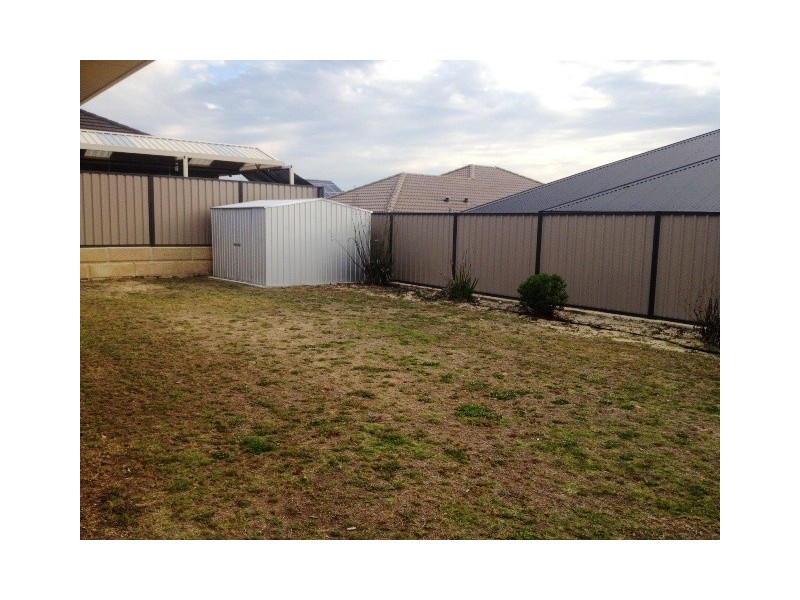12 Evans Way, Byford WA 6122
