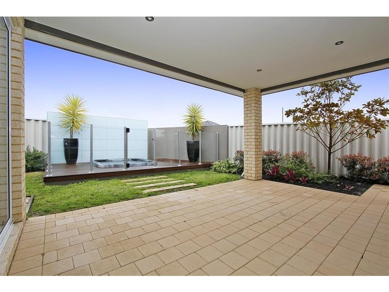 7 Splendid Gardens, Harrisdale WA 6112