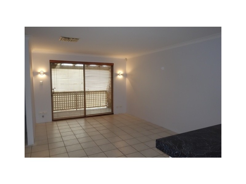 8/2 Mitchell Street, Bentley WA 6102