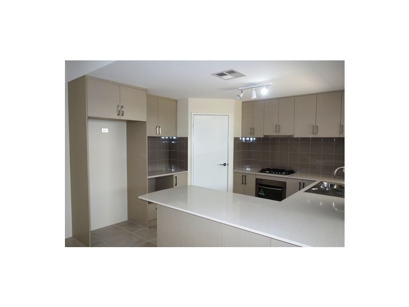 5/15 Blackfriars Meander, Piara Waters WA 6112