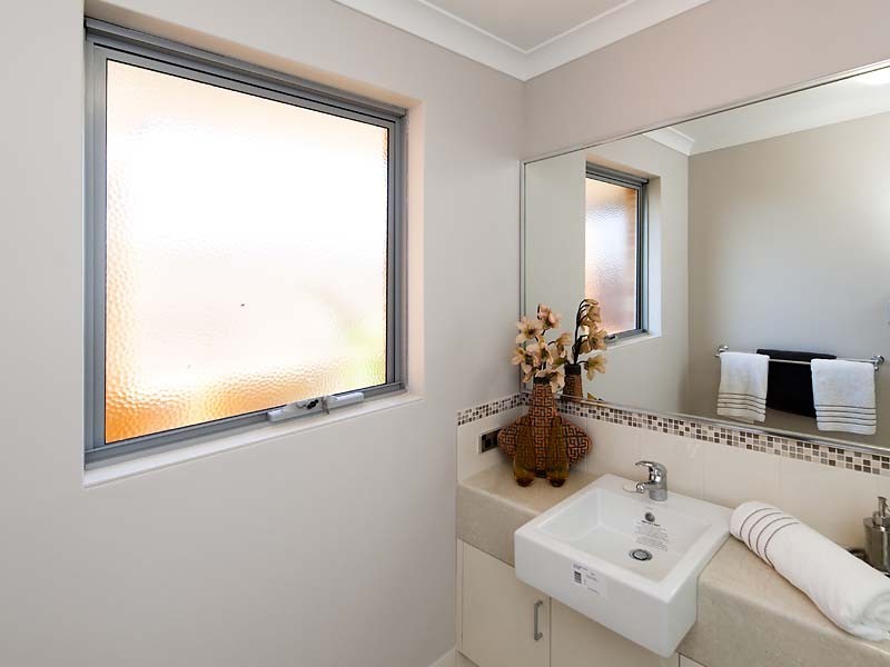 2/22 Whittaker Turn, Piara Waters WA 6112