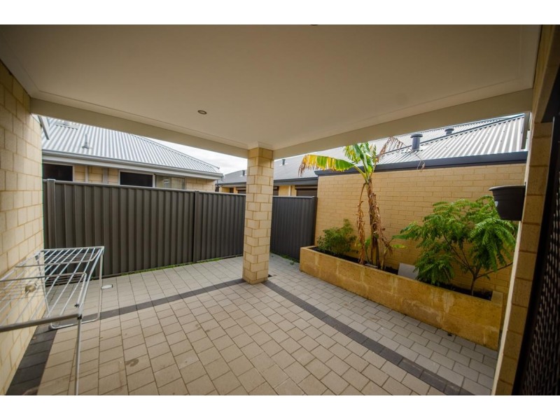 1 Nikon Road, Harrisdale WA 6112