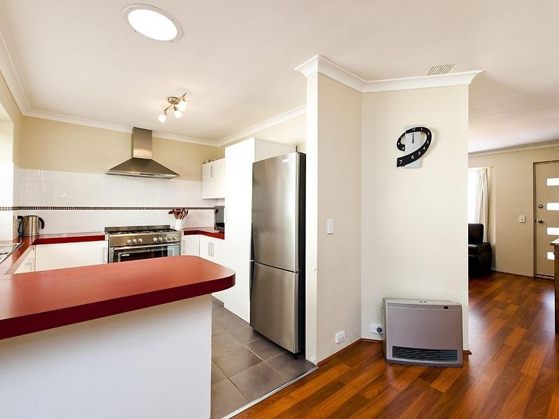 8 Dionne Place, Gosnells WA 6110