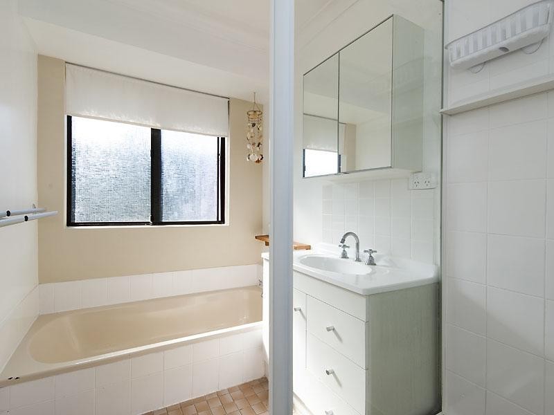 8 Dionne Place, Gosnells WA 6110