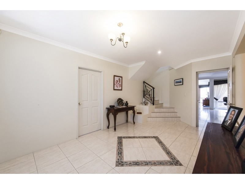 5 Frampton Crescent, Canning Vale WA 6155