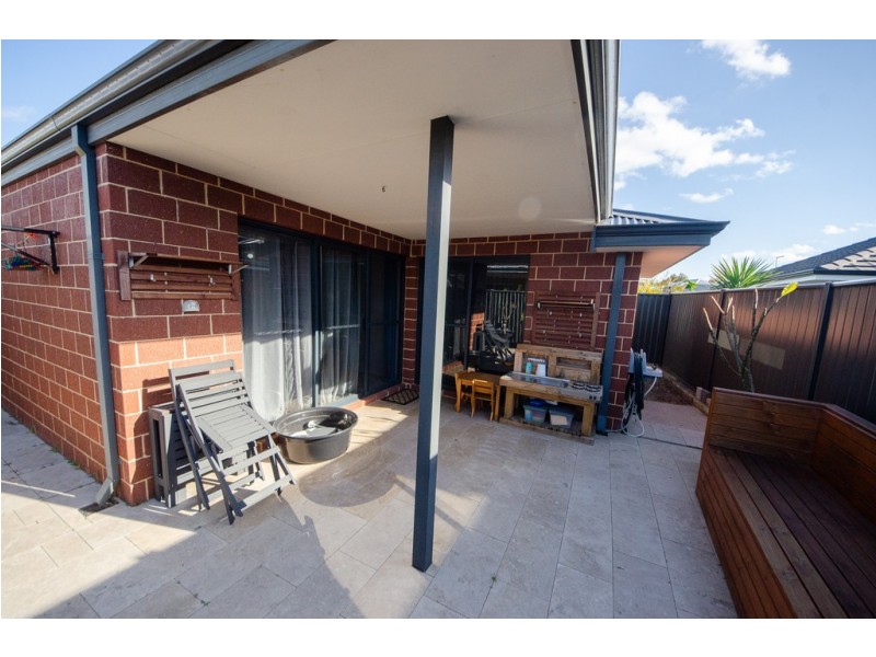 94 Dovedale Street, Harrisdale WA 6112