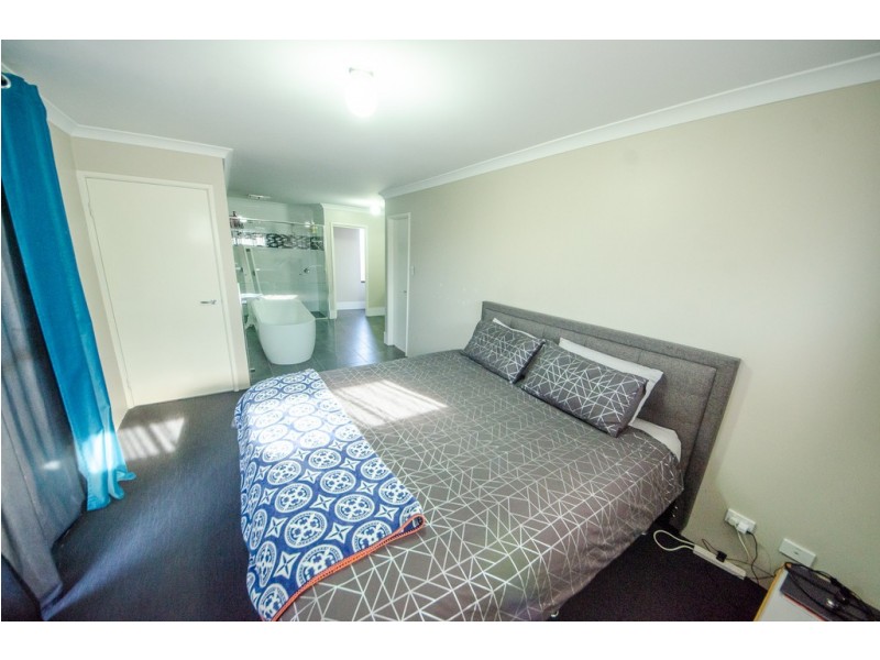 94 Dovedale Street, Harrisdale WA 6112