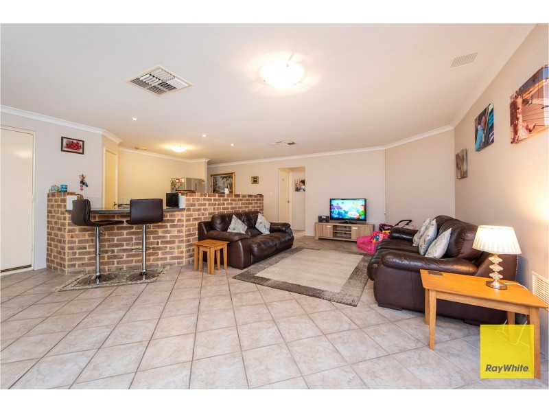 10 Antigua Place, Southern River WA 6110