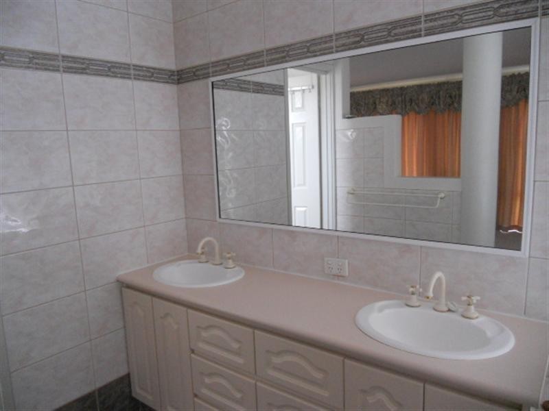 11 Pearce Ridge, Winthrop WA 6150