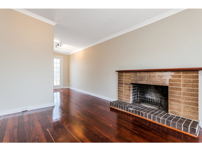 26 Gosnells Road West, Maddington WA 6109