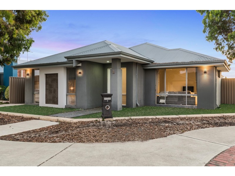 8 Parnell Way, Canning Vale WA 6155