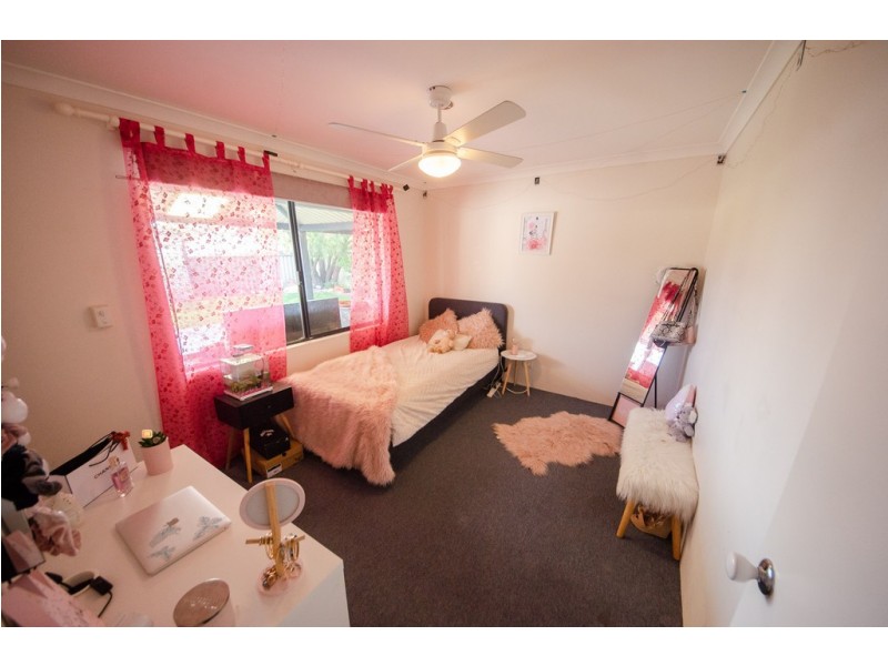 23 Keeden Court, Maddington WA 6109