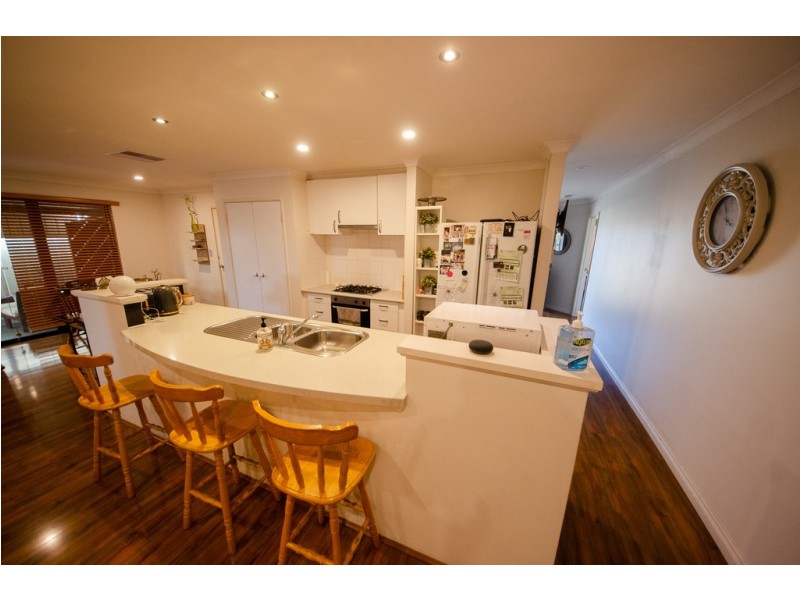 23 Keeden Court, Maddington WA 6109