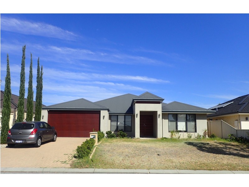 69 Waterfoot Loop, Canning Vale WA 6155