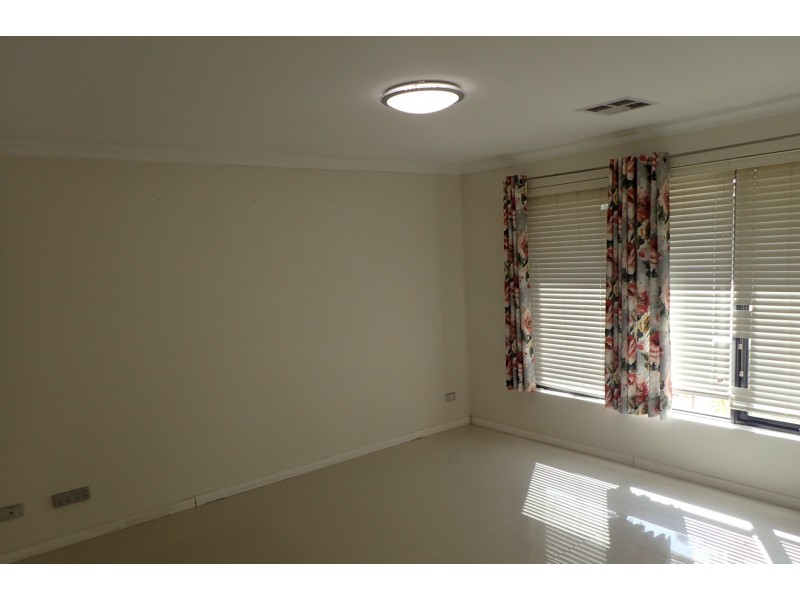 69 Waterfoot Loop, Canning Vale WA 6155