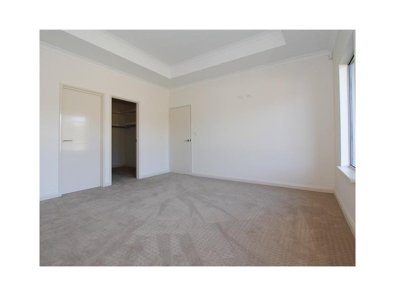 37 Waterfoot Loop, Canning Vale WA 6155