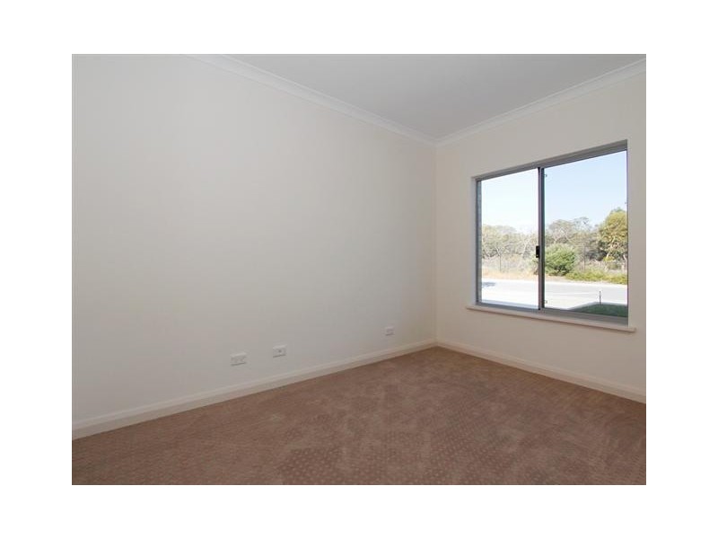 37 Waterfoot Loop, Canning Vale WA 6155
