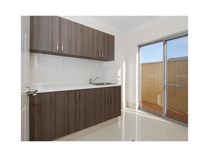 37 Waterfoot Loop, Canning Vale WA 6155