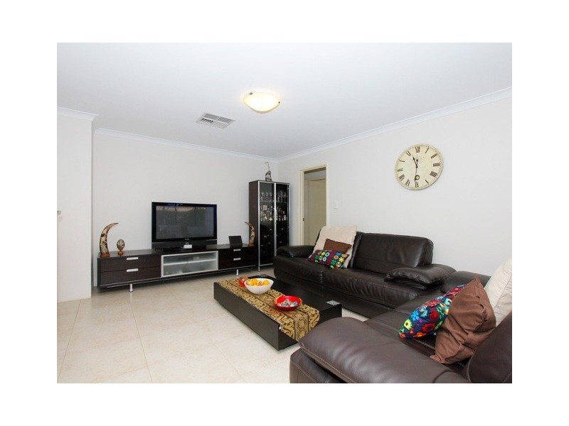 12 Miniata Way, Canning Vale WA 6155