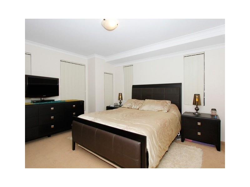 12 Miniata Way, Canning Vale WA 6155