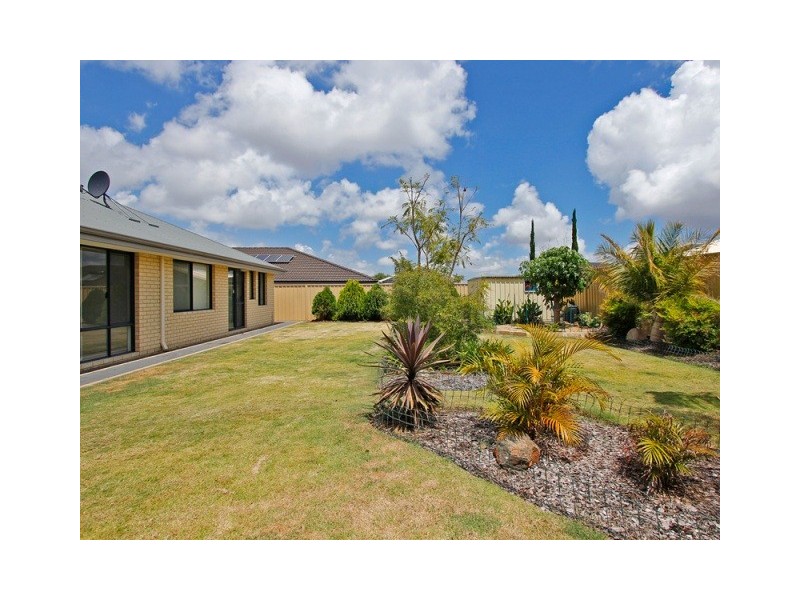 12 Miniata Way, Canning Vale WA 6155