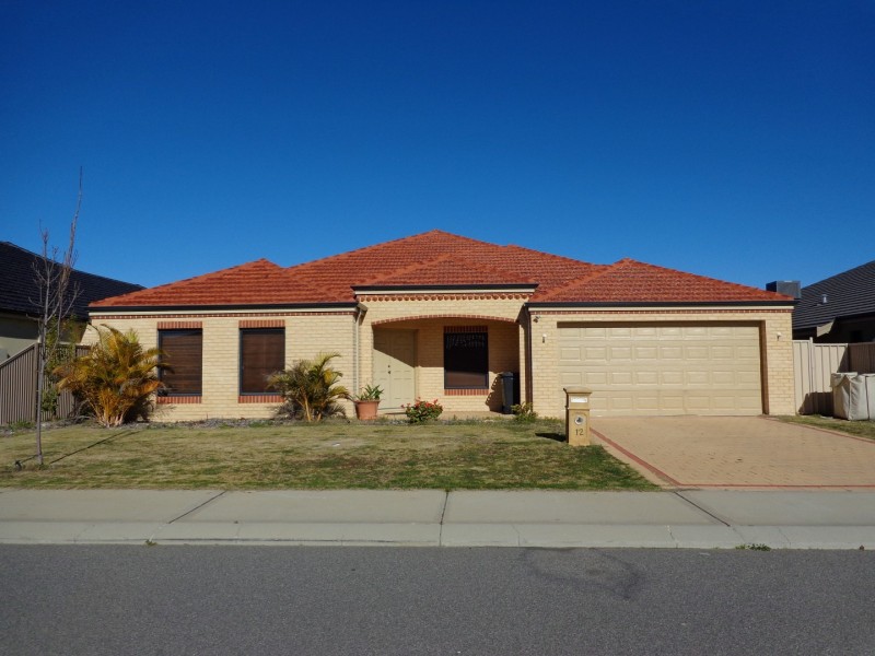 12 Shenstone Road, Southern River WA 6110