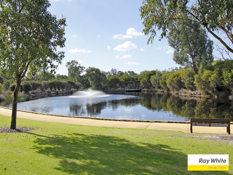 49 Waterperry Drive, Canning Vale WA 6155