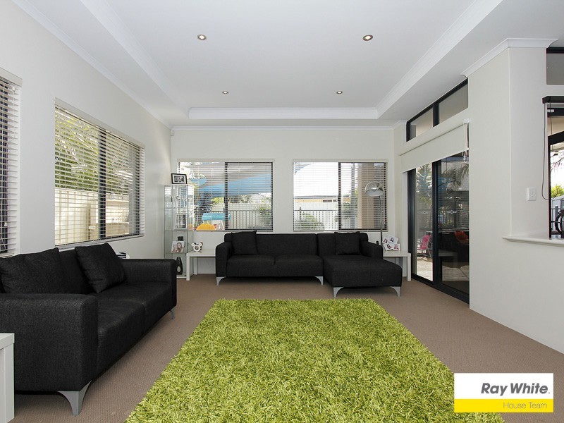 49 Waterperry Drive, Canning Vale WA 6155
