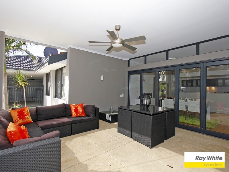 49 Waterperry Drive, Canning Vale WA 6155