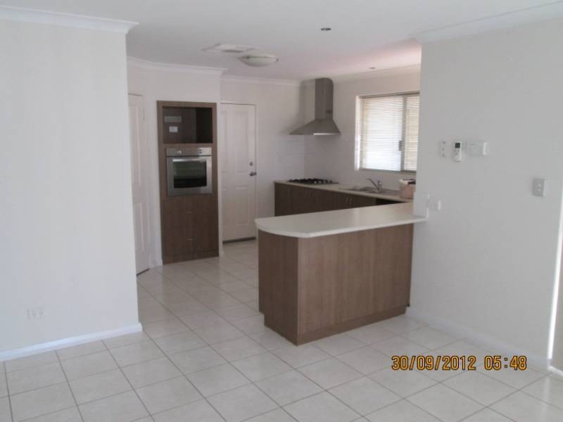 14 Fawcett Crescent, Canning Vale WA 6155