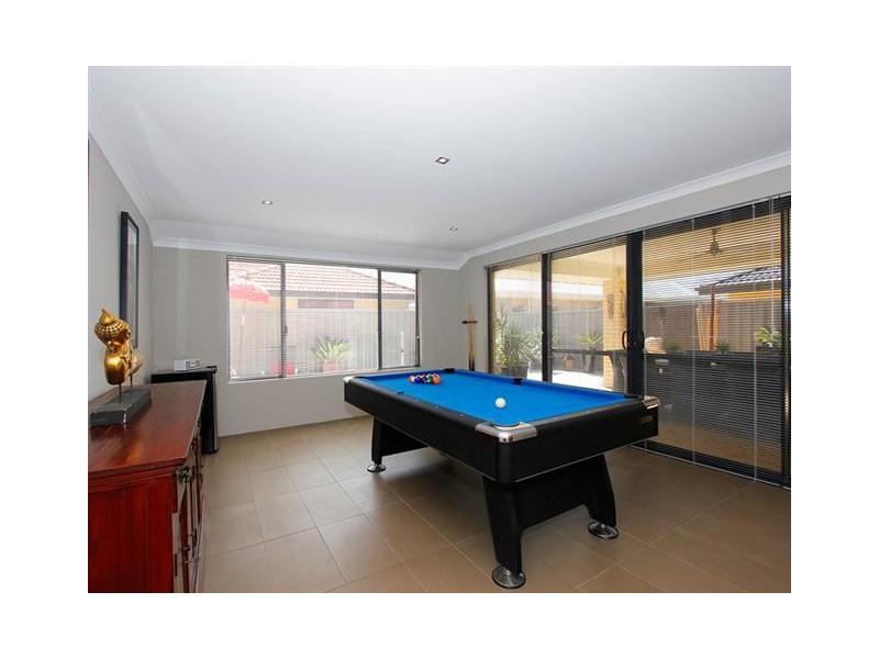 70 Daleford Way, Southern River WA 6110