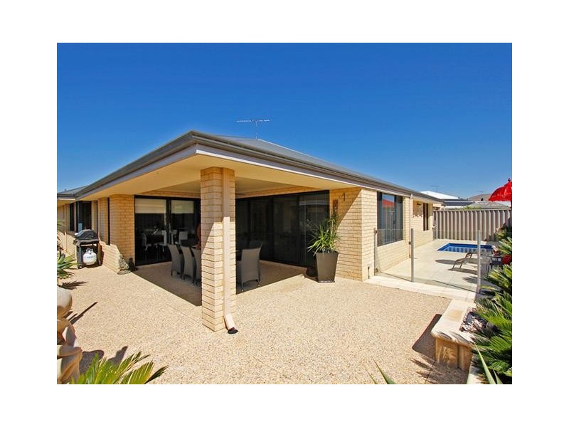 70 Daleford Way, Southern River WA 6110