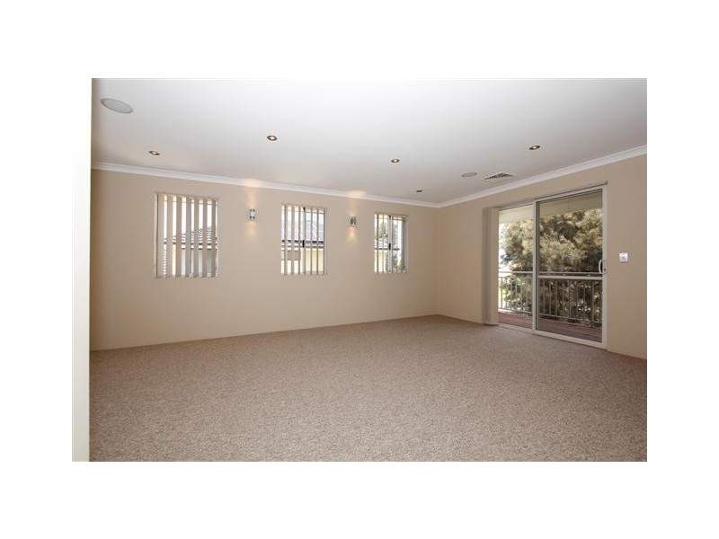 3 Monroe Turn, Success WA 6164