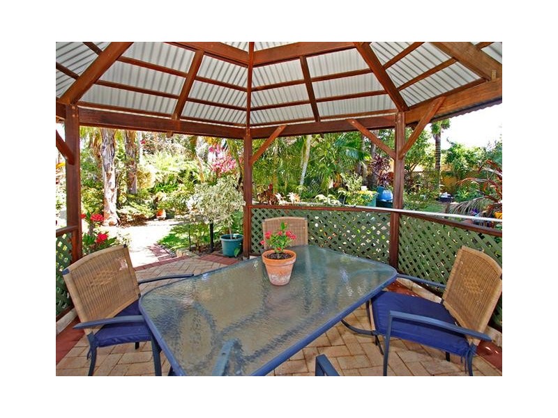 10 Durness Place, Canning Vale WA 6155