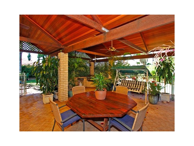 10 Durness Place, Canning Vale WA 6155