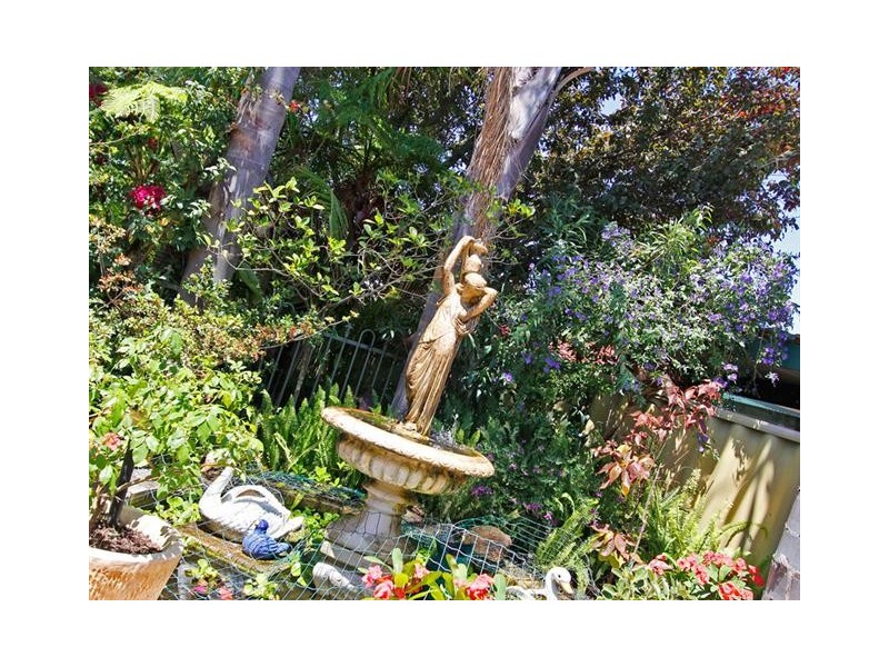 10 Durness Place, Canning Vale WA 6155