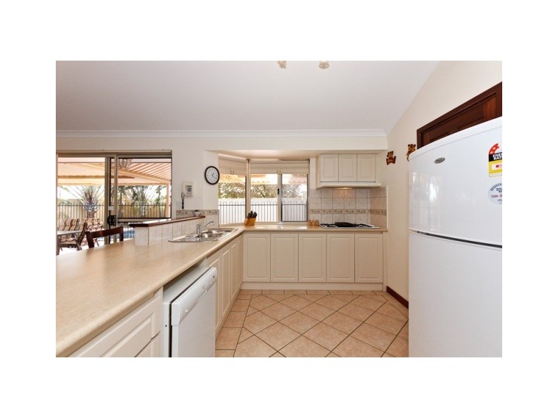 1 Gundaring Turn, Canning Vale WA 6155