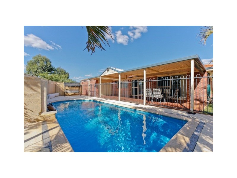 1 Gundaring Turn, Canning Vale WA 6155