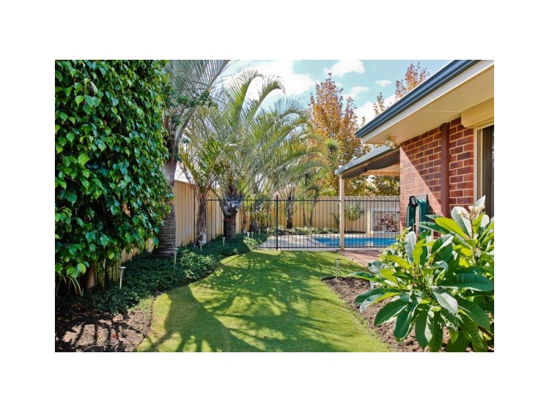 1 Gundaring Turn, Canning Vale WA 6155